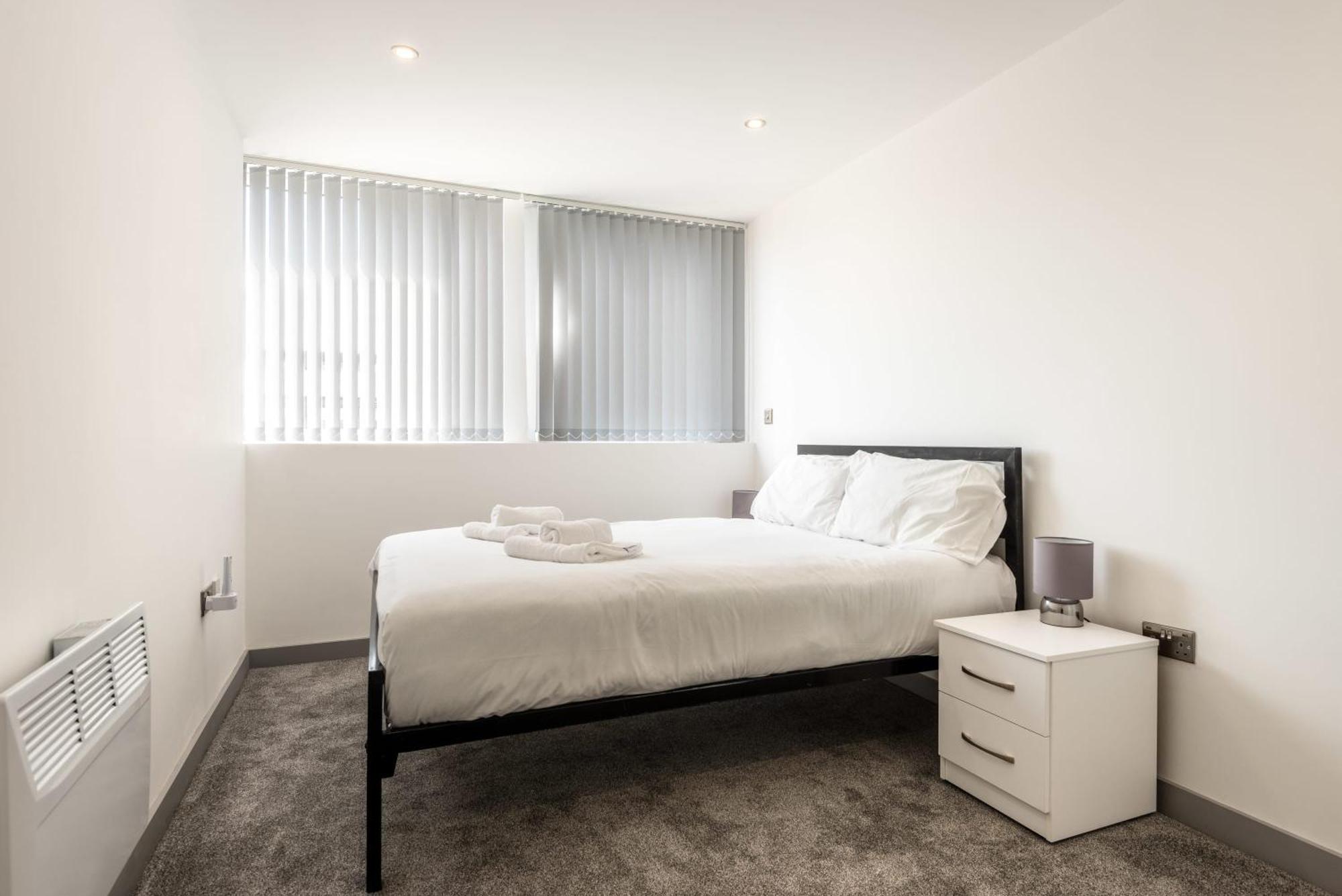 Modern 1 Bedroom Yeadon Apartment エクステリア 写真